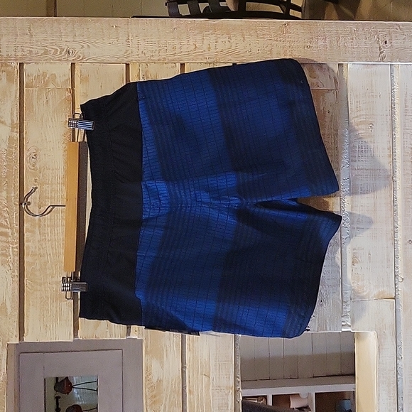 NWT Speedo swim trunks - Picture 5 of 10